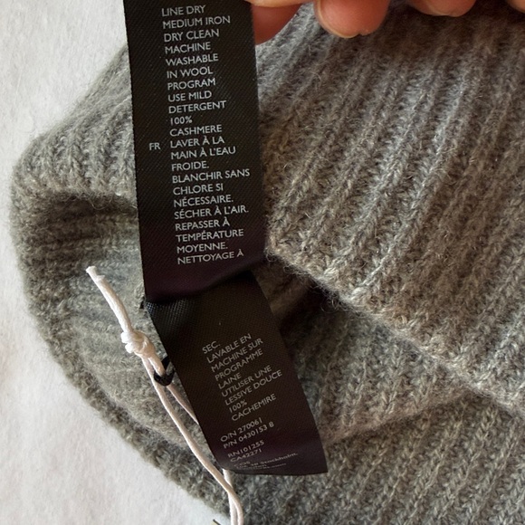 Unisex COS Charcoal Ribbed Knit Hat 100% cashmere - Picture 4 of 5